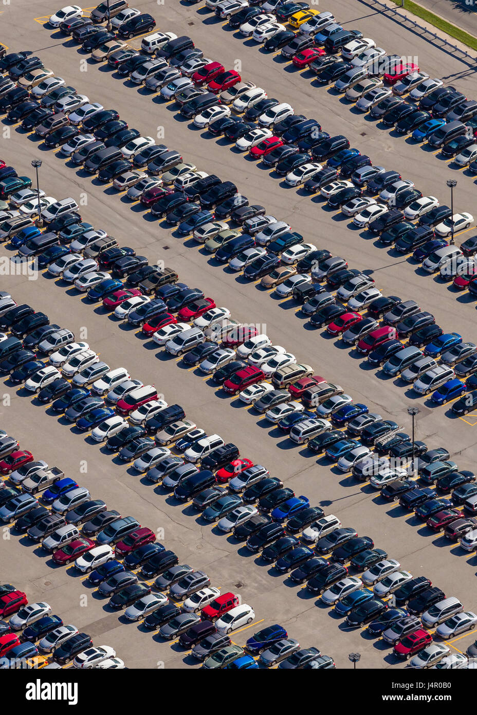 Aerial view parking lot hi-res stock photography and images - Alamy