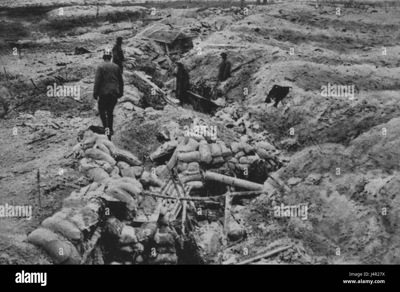 Zertrommelte erste deutsche Linie im Abschnitt von Souain, wenige Tage nach Beginn der Herbstschlacht in der Champagne Stock Photo
