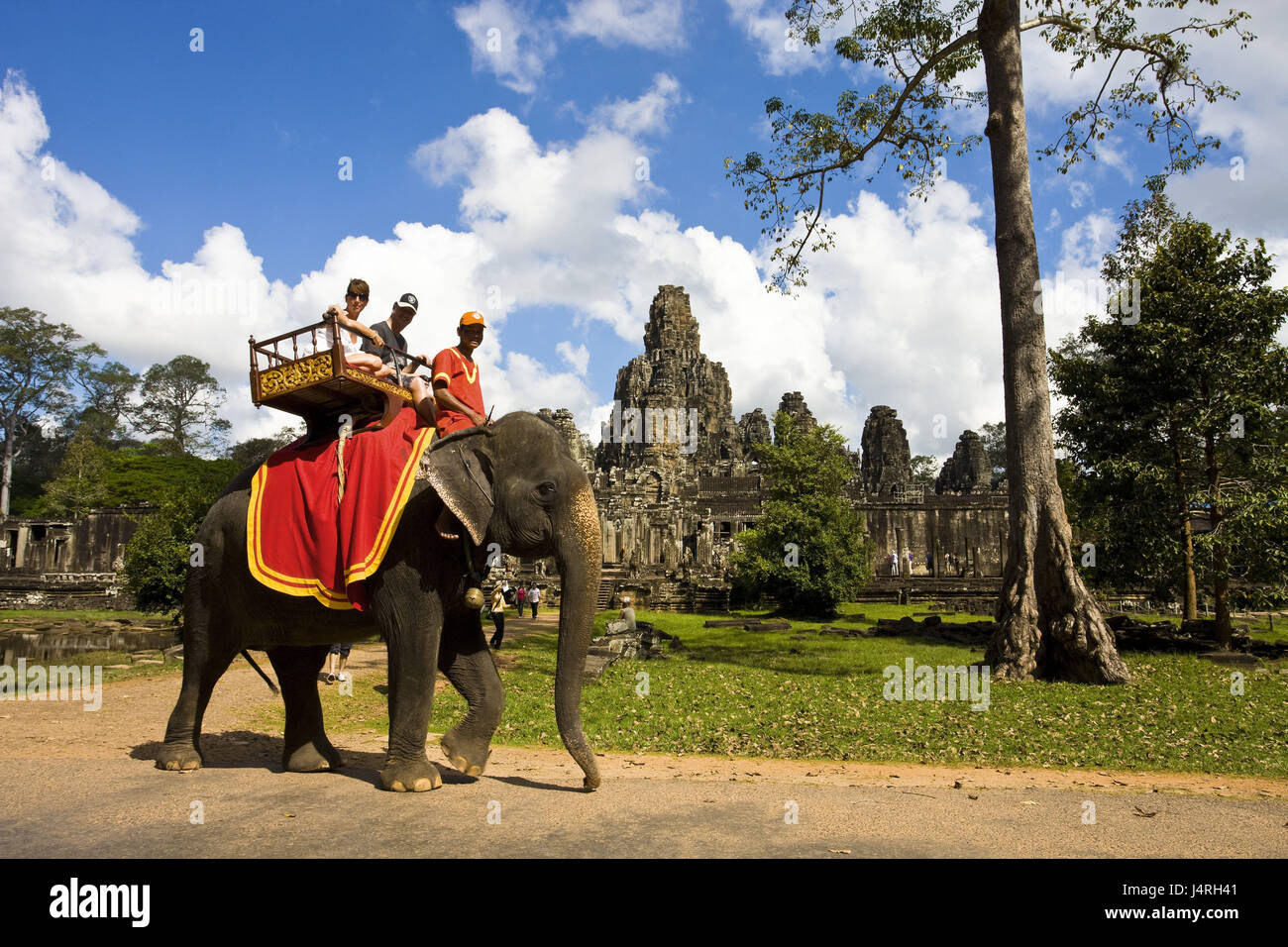 Cambodia, Siem Reap, Angkor Wat, Angkor Tohm, Bayon temple, tourists