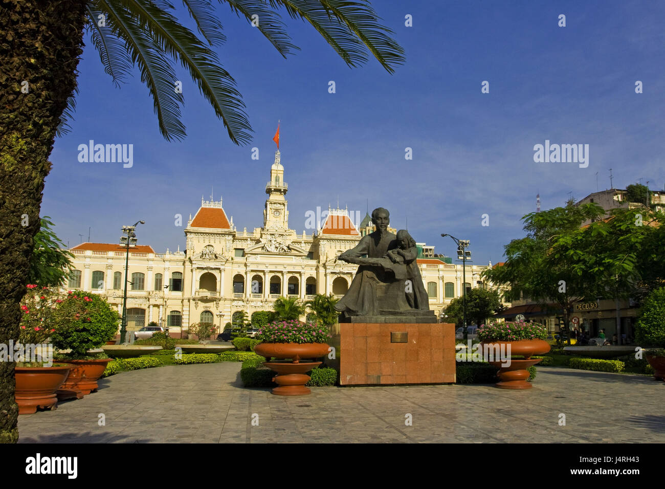 Vietnam, Ho Chi Minh Stadt, city hall, statue, Stock Photo