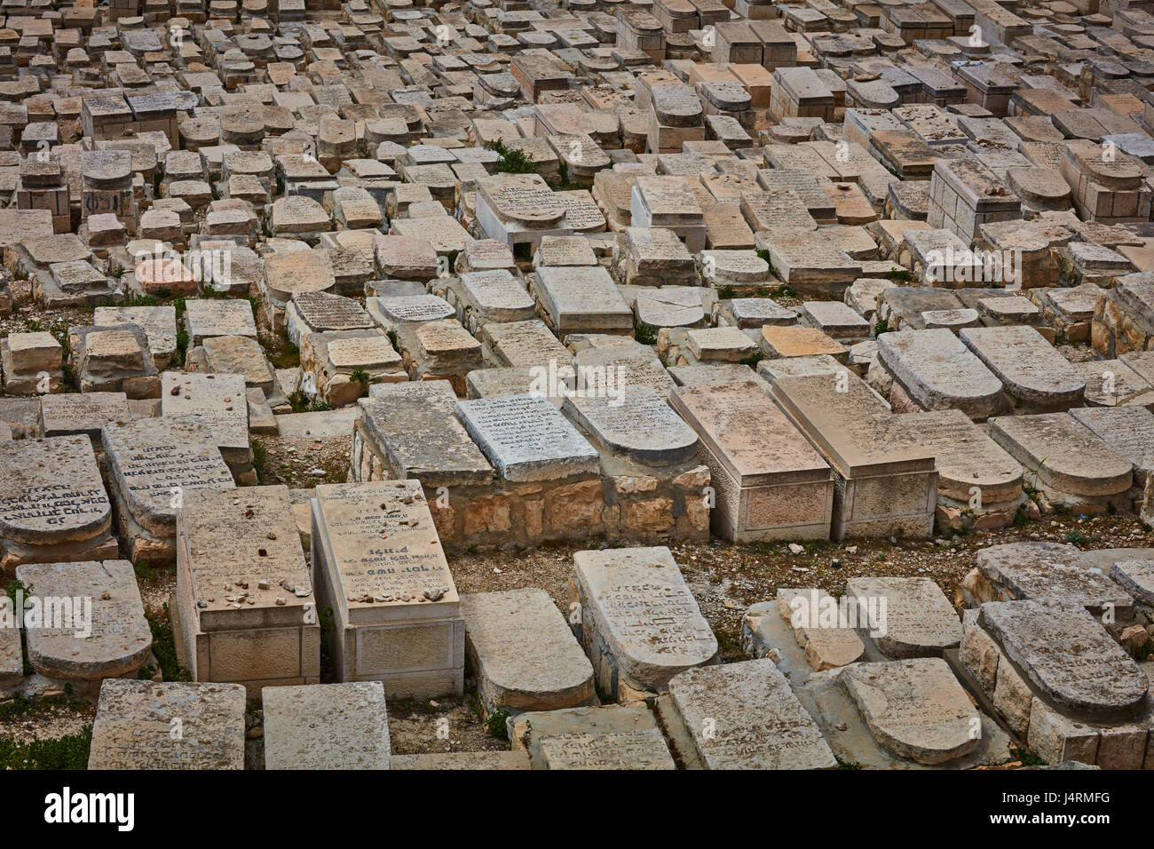 Mount of olives, burial place in Jerusalem Stock Photo Alamy