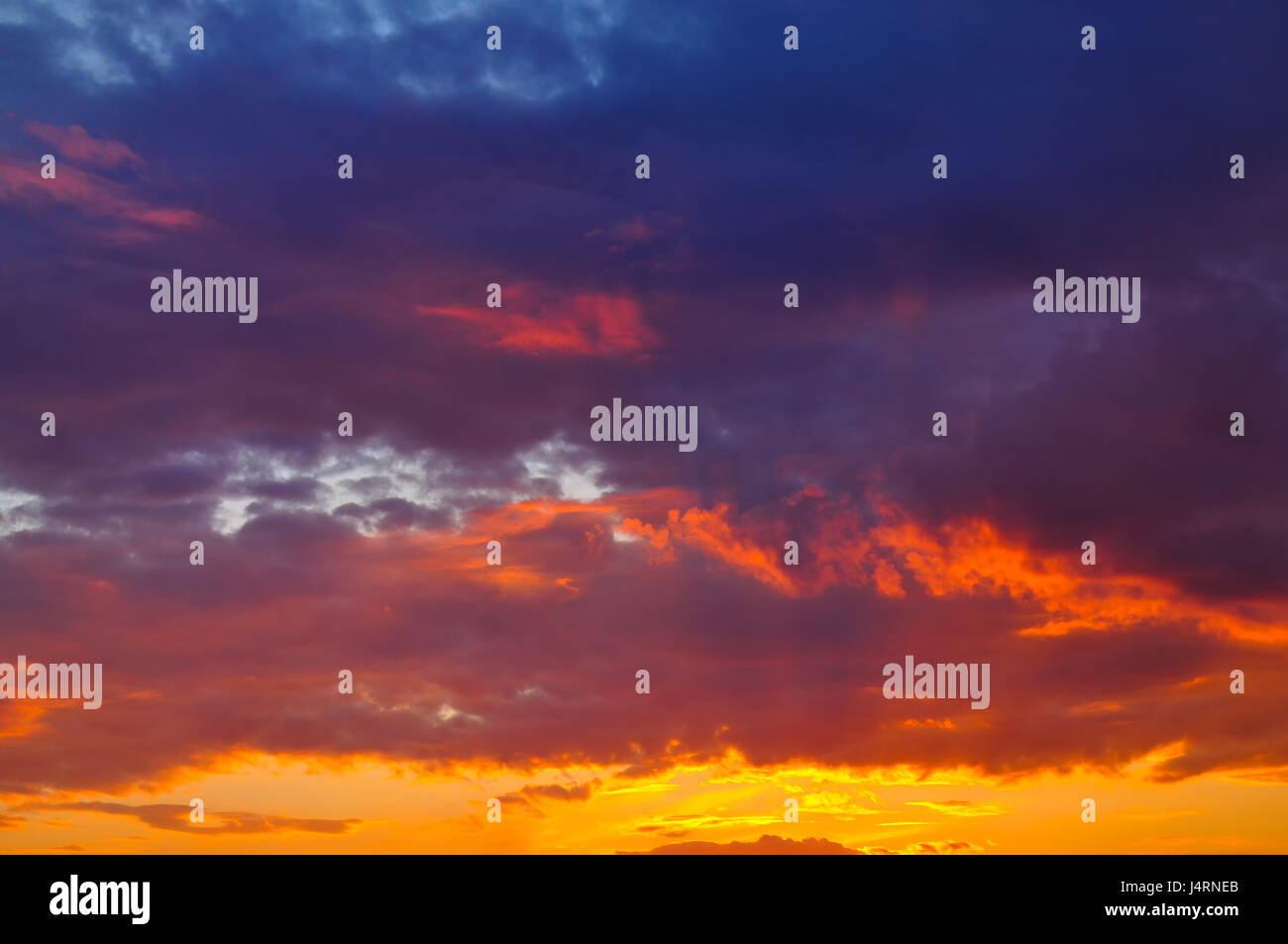 Brilliant sunset shades hi-res stock photography and images - Alamy