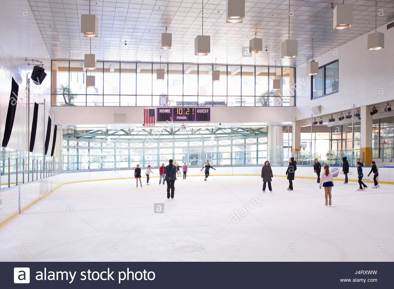 Indoor Rink High Resolution Stock Photography and Images Alamy