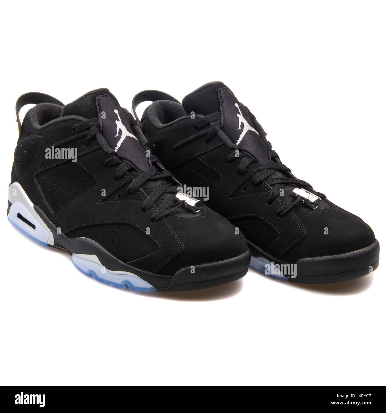 Nike Air Jordan VI Retro 6 Low Chrome Black Metallic Silver White Sneakers  - 304401-003 Stock Photo - Alamy