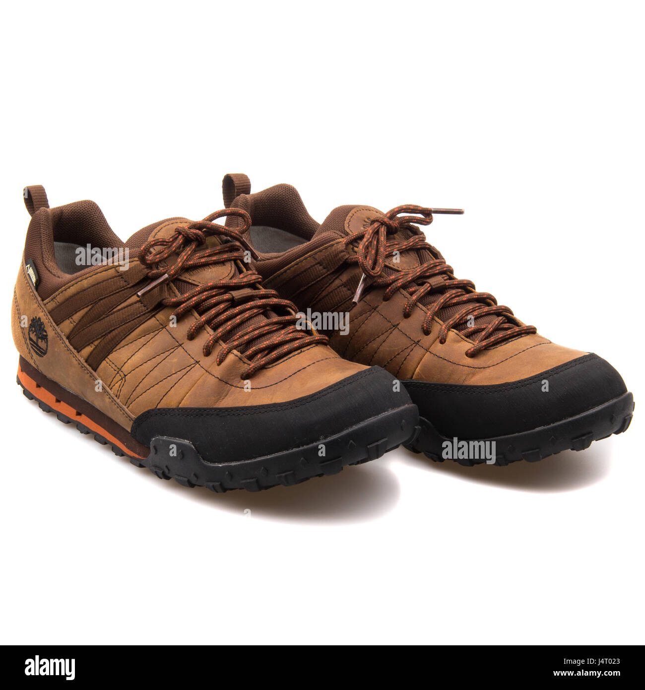 Timberland Greeley Approach Low Gore-Tex Brown - A116E Stock Photo - Alamy