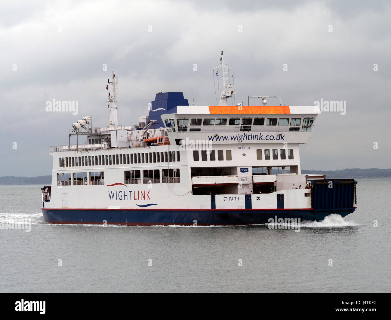 wightlink-isle-of-wight-car-ferry-st-faith-stock-photo-alamy