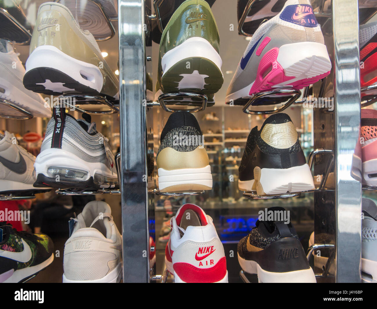 boutique adidas sur paris|New daily offers