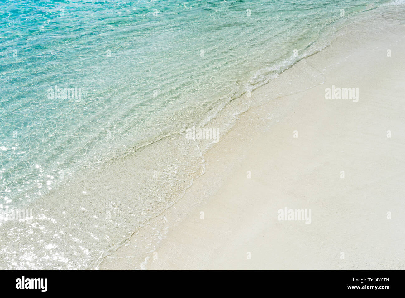 Beautiful tropical beach ocean hi-res stock photography and images - Alamy