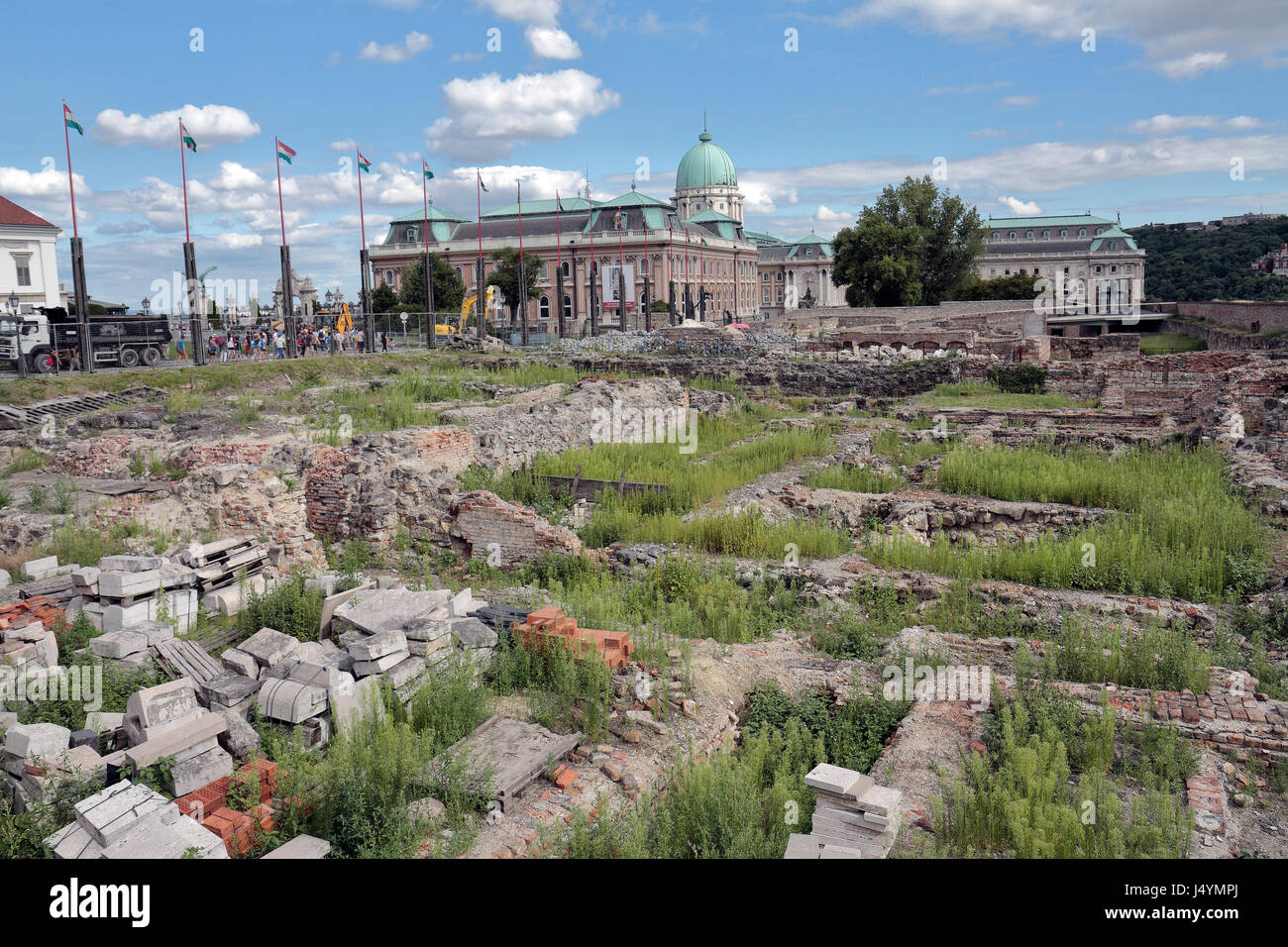 Buda castle ruins hi-res stock photography and images - Alamy