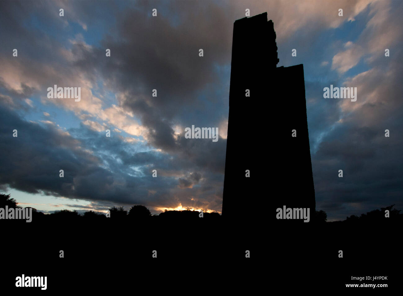 Silhouette Of the chimney at Bissoe Valley Stock Photo