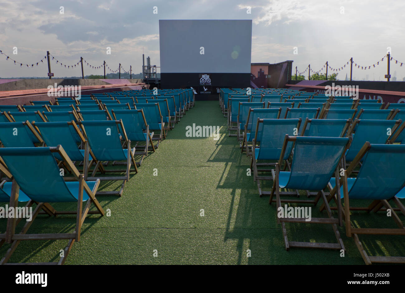 Rooftop cinema london hires stock photography and images Alamy