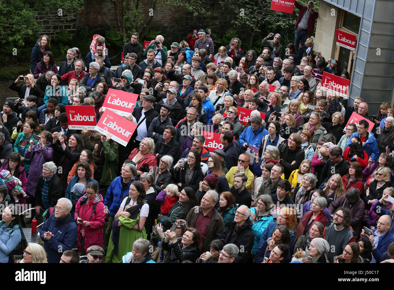 Hebden Bridge, UK. 15th May, 2017. The numbers that turned out to hear