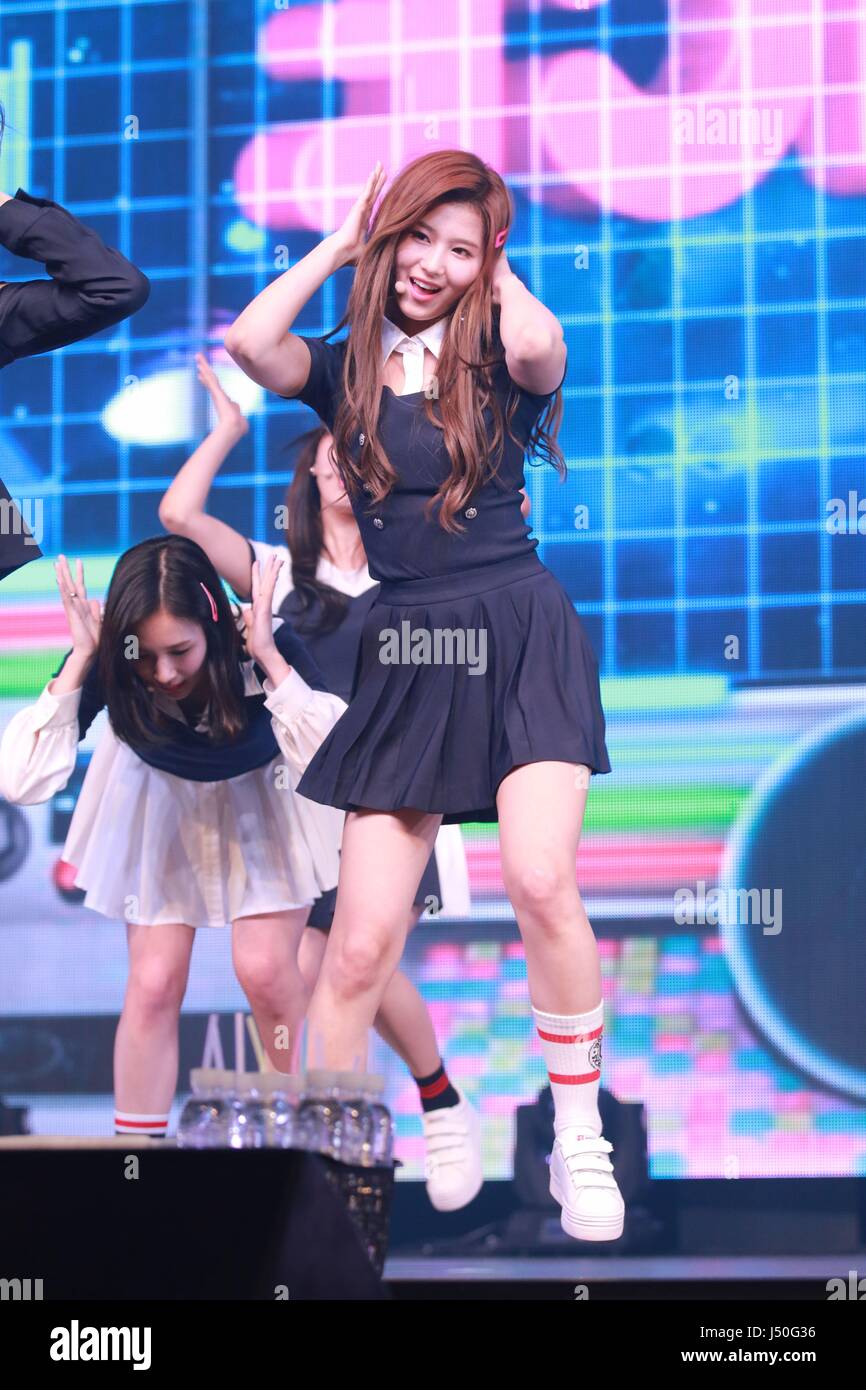 Seoul Korea 15th May 17 Twice Promotes Their 4th Mini Album Signal At Blue Square In