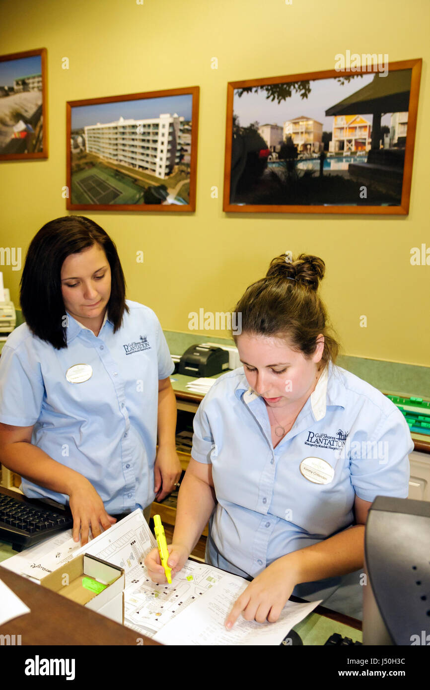 Hotel desk clerks hires stock photography and images Alamy
