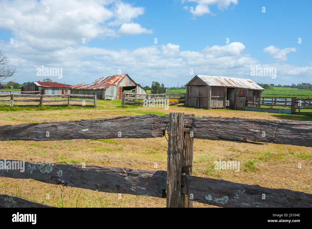 Old farm fence hi-res stock photography and images - Alamy