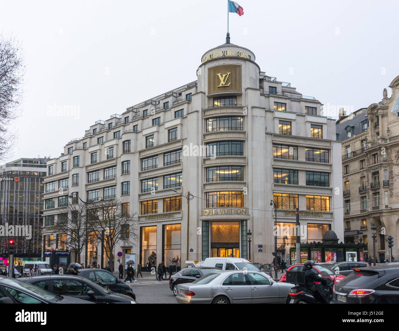 Louis Vuitton flagship store, 101 avenue Champs-Elysées, Paris, France Stock Photo