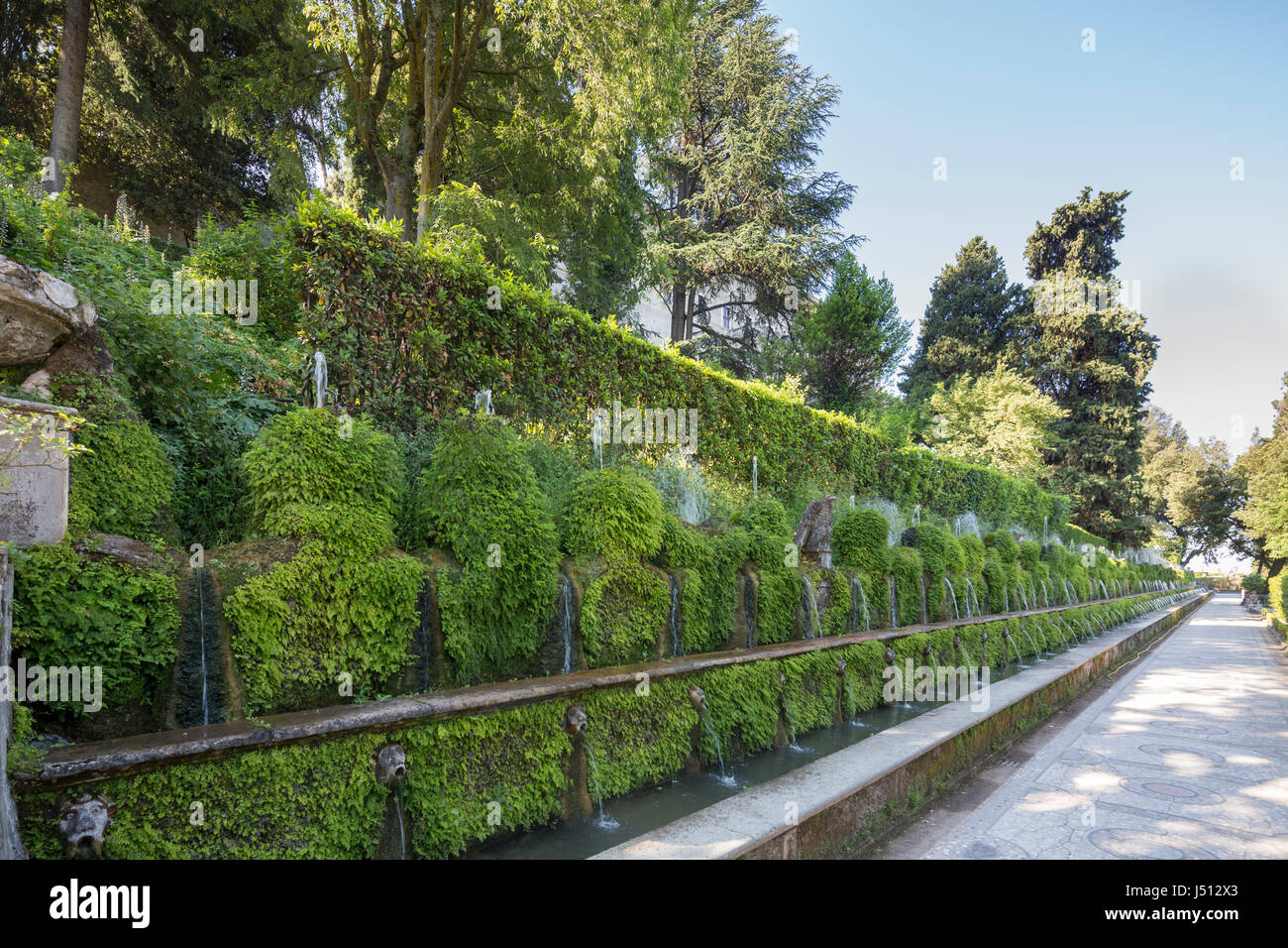 Fountains and gardens hires stock photography and images Alamy