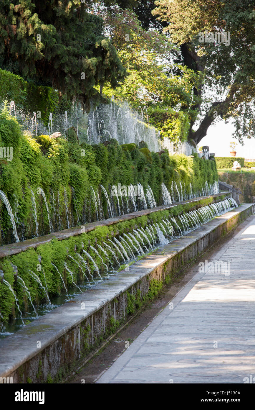 Fountains and gardens hires stock photography and images Alamy