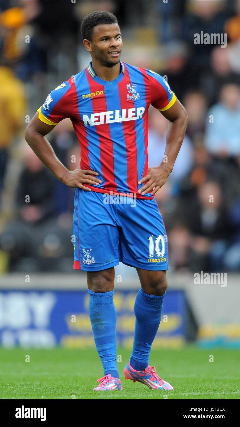 FRAIZER CAMPBELL CRYSTAL PALACE FC CRYSTAL PALACE FC KC STADIUM HULL ...
