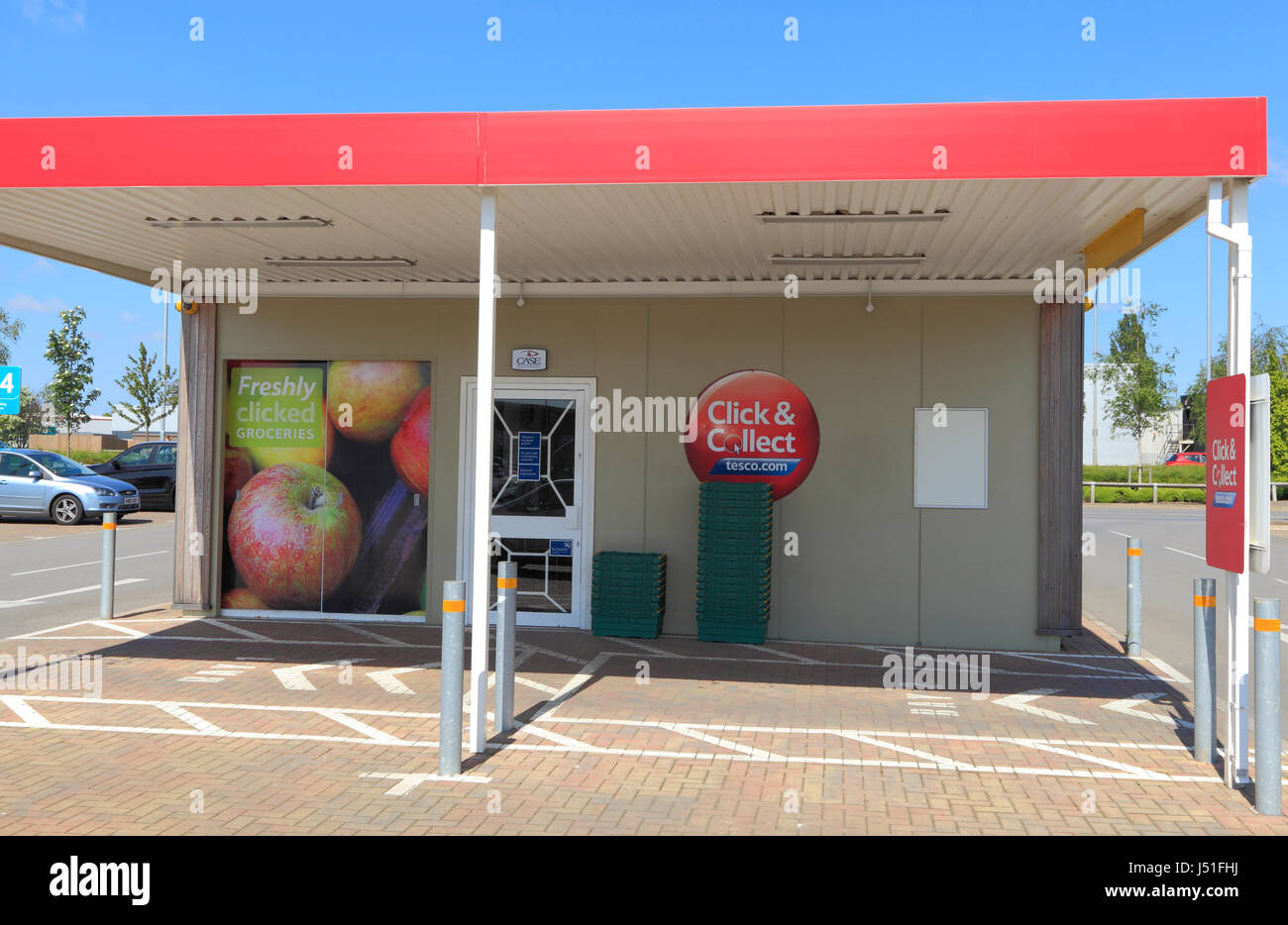 Tesco Stores, Click & Collect, drive in, pick up point, Kings Lynn