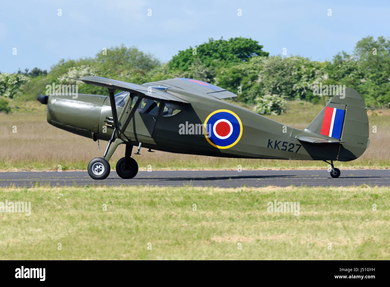 Fairchild UC61 Argus III KK527 GRGUS of Richard Ellingworth taxiing