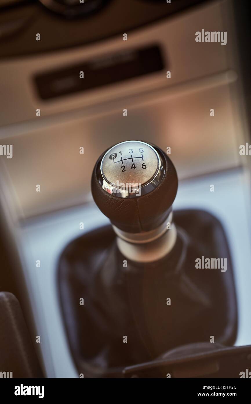 Manual gear stick Stock Photo - Alamy