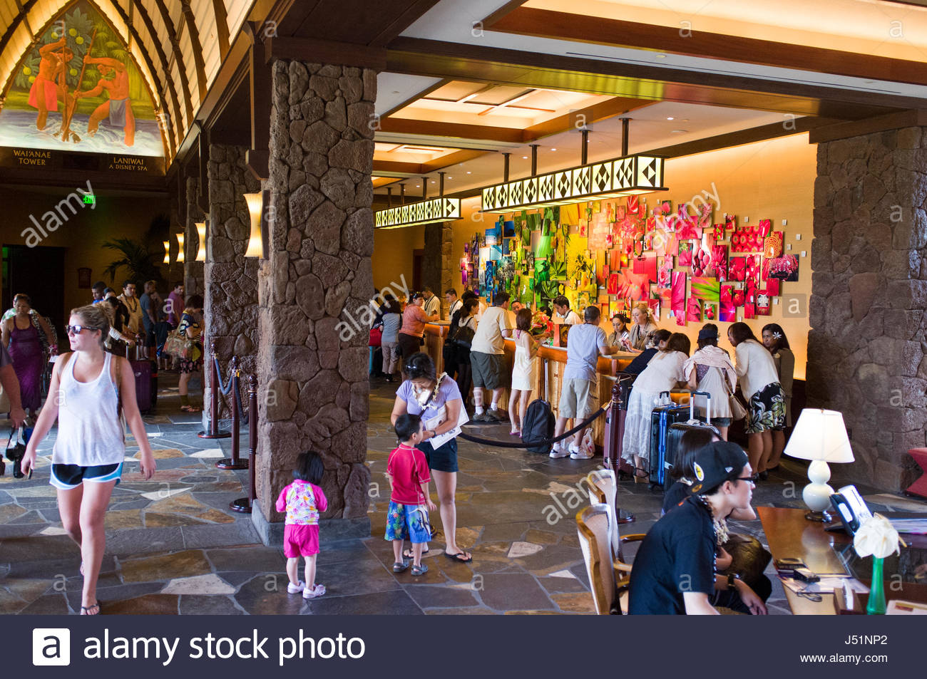 Aulani Front Desk