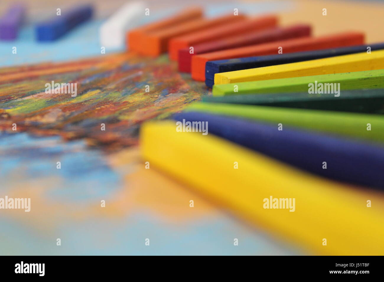 Artists pastels hi-res stock photography and images - Alamy