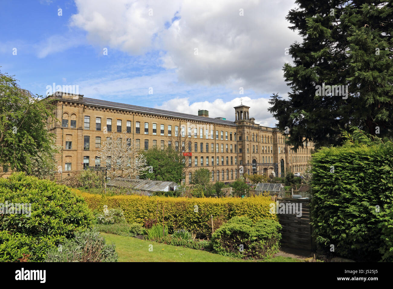 Salts Mill, Saltaire, Bradford Stock Photo Alamy