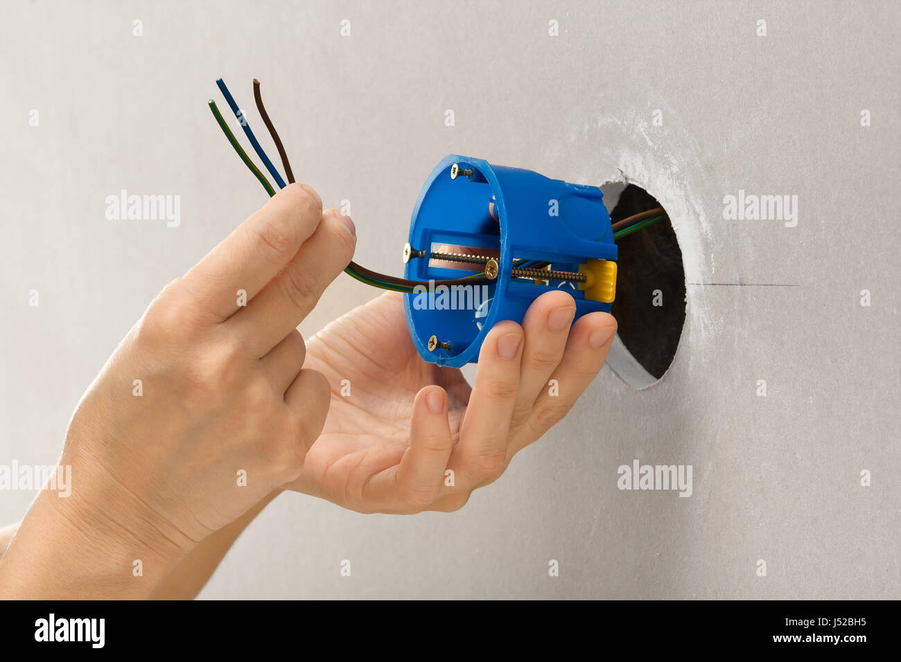 Electrical outlet box hires stock photography and images Alamy