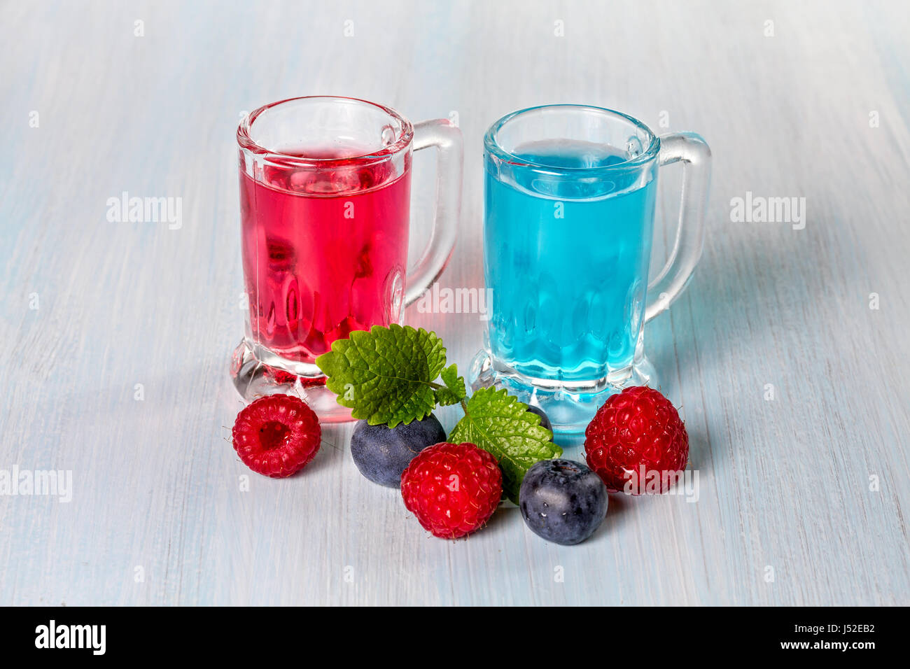 Raspberry liqueur hi-res stock photography and images - Alamy