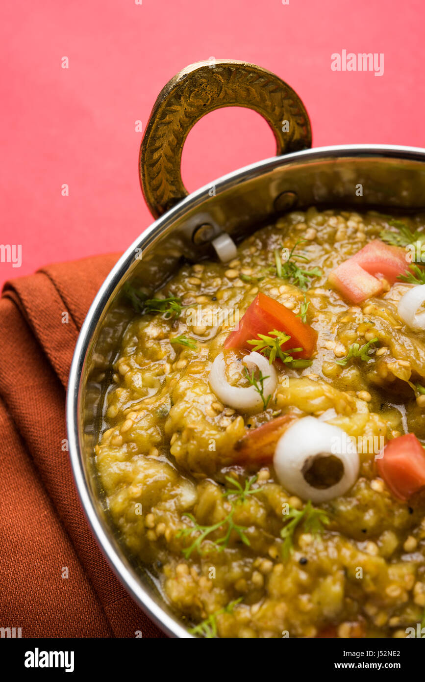 baigan bharta in hindi or vangyacha bharit in marathi or eggplant fry