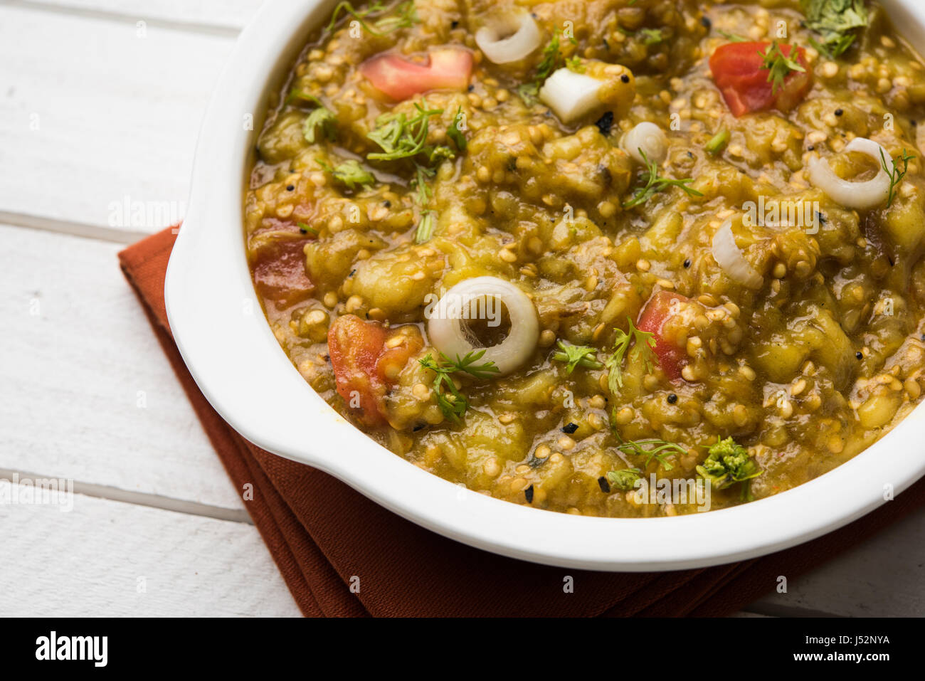 baigan bharta in hindi or vangyacha bharit in marathi or eggplant fry