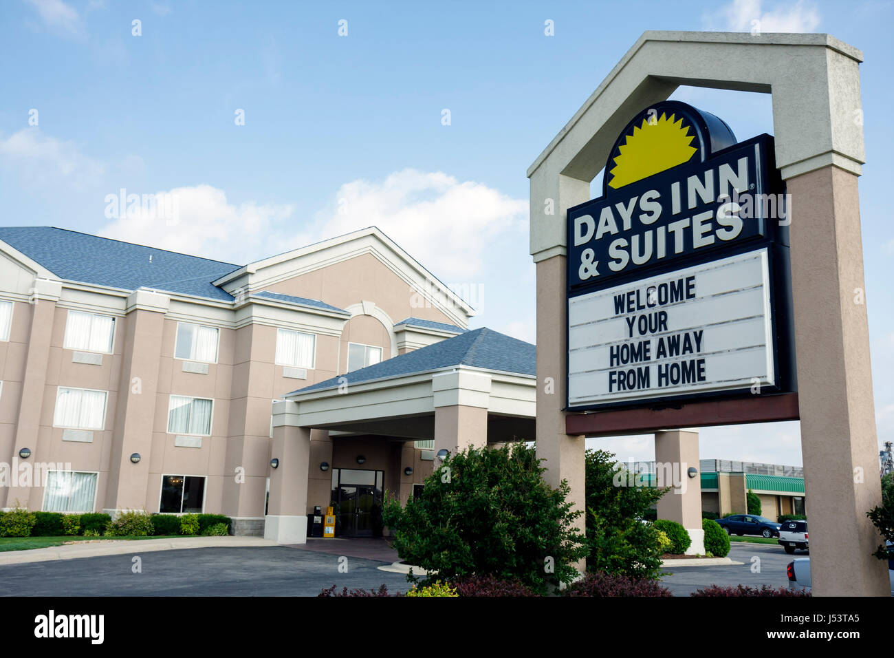 Arkansas Randolph County,Pocahontas,Days Inn,& Suites,motel,hotel,outside exterior,front,entrance,entrance,front,building,lodging,hospitality industry Stock Photo