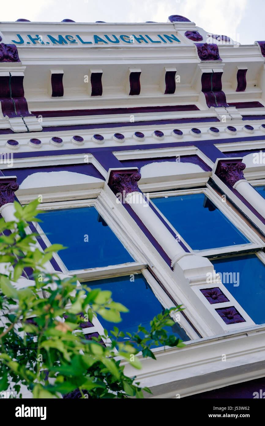 Architecture saloon hi-res stock photography and images - Alamy