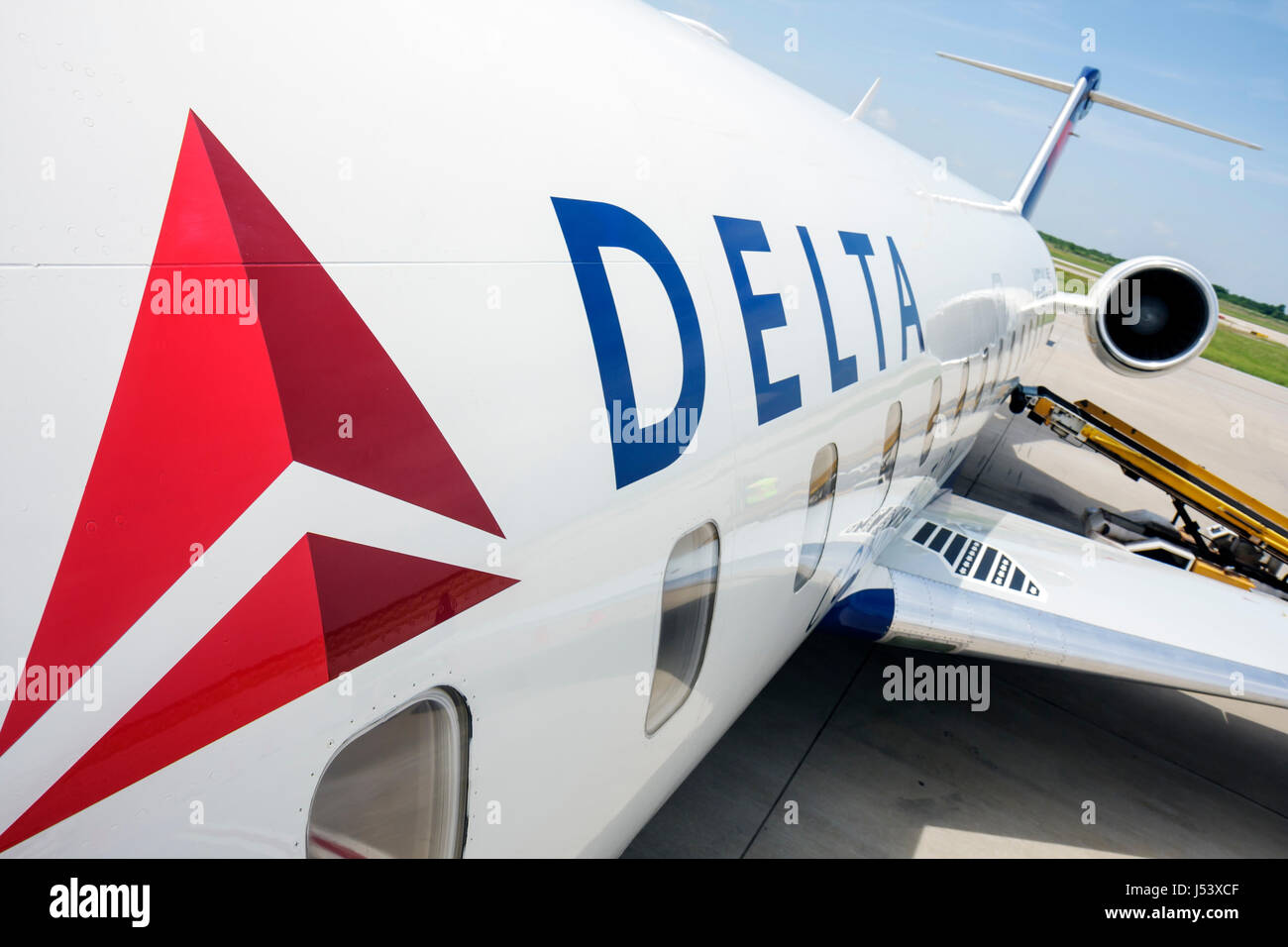 Arkansas Bentonville,Northwest Arkansas Regional Airport,XNA,Delta