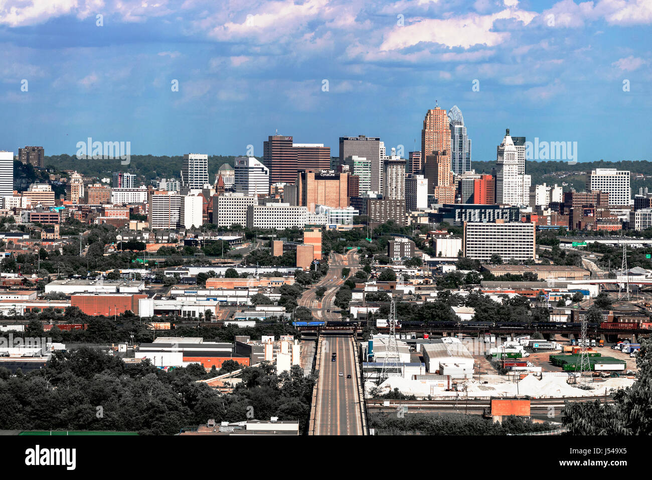 Cincinnati ohio neighborhood hires stock photography and images Alamy