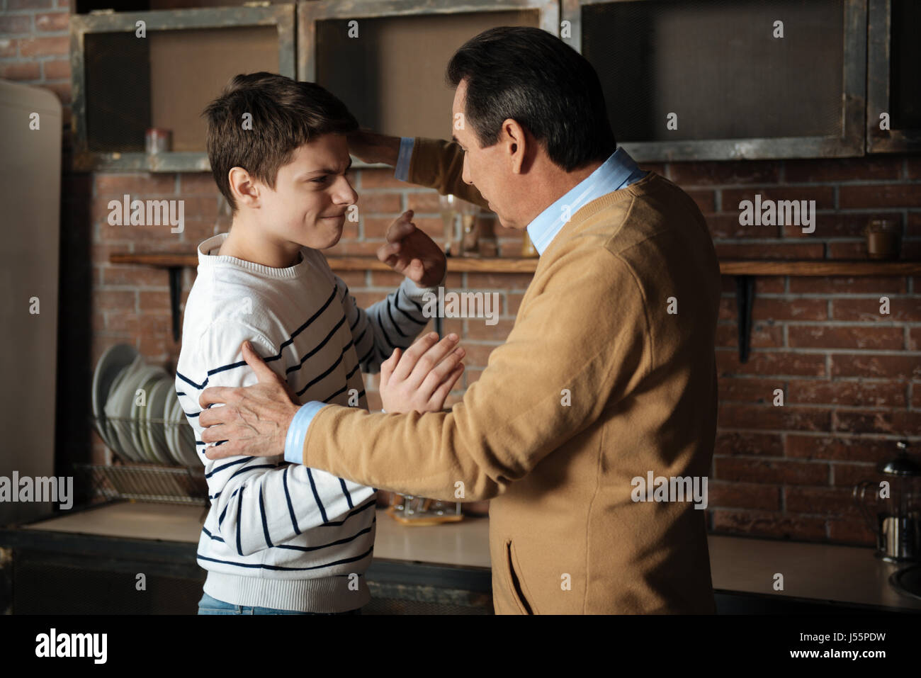 Child misbehave hi-res stock photography and images - Alamy