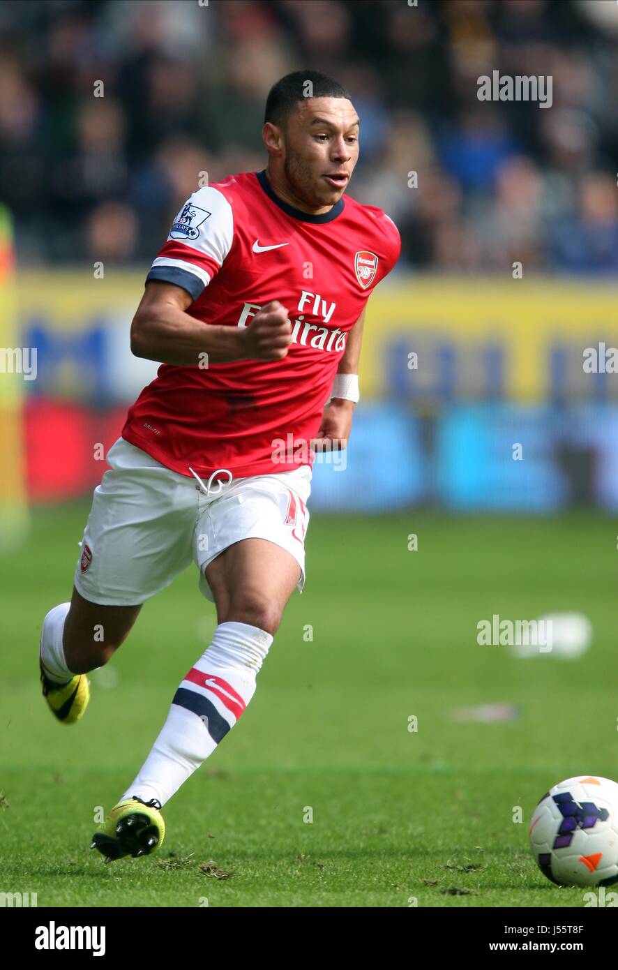 ALEX OXLADE-CHAMBERLAIN ARSENAL FC ARSENAL FC KC STADIUM HULL ENGLAND