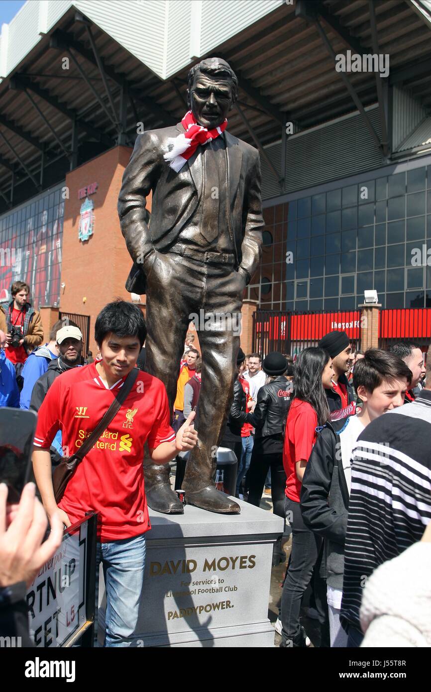 PADDY POWER STATUE OF DAVID MO LIVERPOOL V CHELSEA ANFIELD LIVERPOOL ...