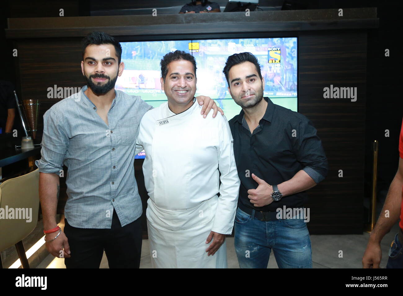 Virat Kohli With His Brother Vikas Kohli