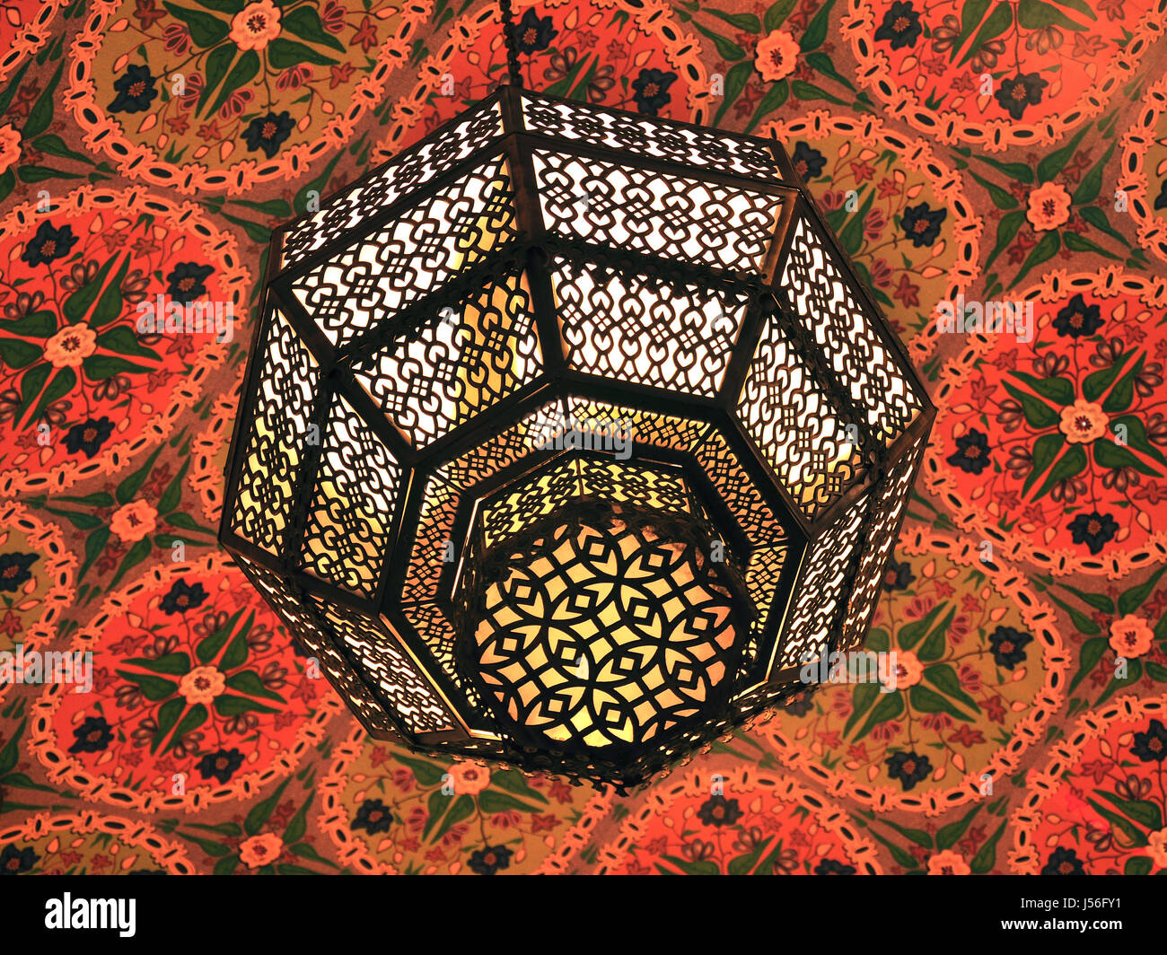 Arabian lantern hi-res stock photography and images - Alamy