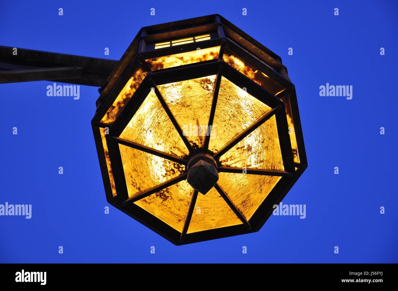 Arabian lantern hi-res stock photography and images - Alamy
