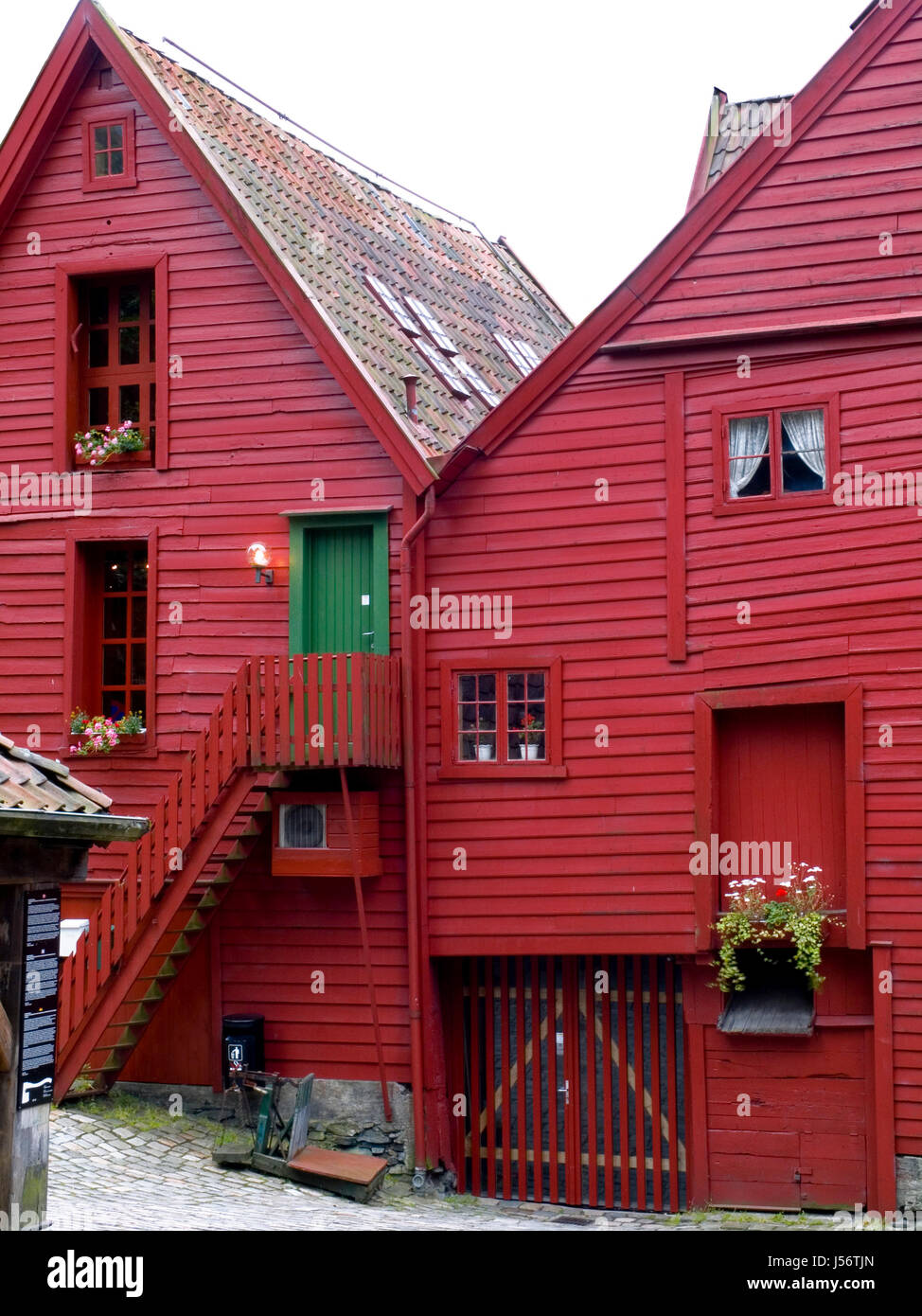 old town,framehouse,norway,gable,salvage,red,middle ages,bryggen Stock