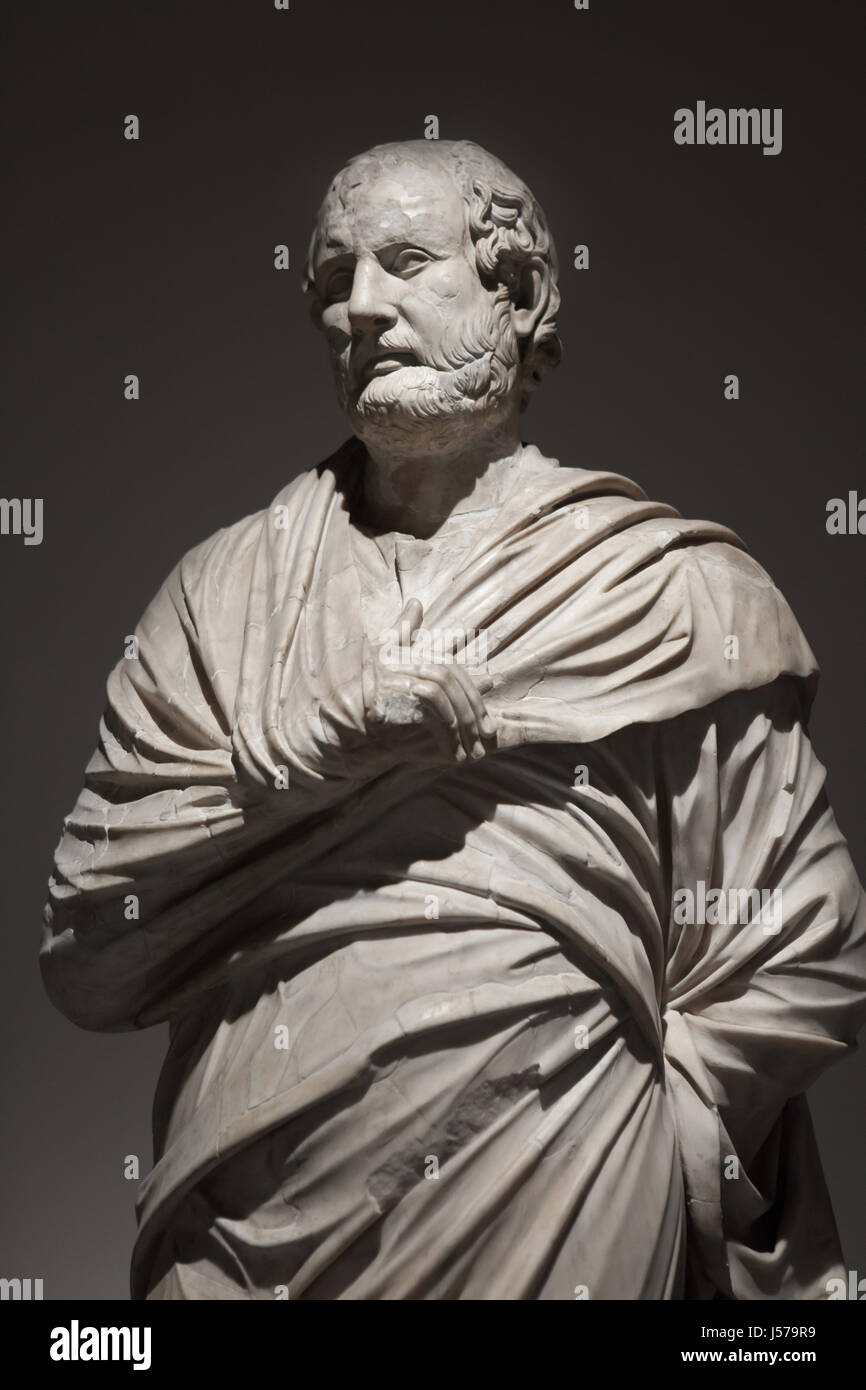 Marble statue of Greek statesman and orator Aeschines (389-314 BC). Roman copy from the 1st century AD after a Greek original found in the rectangular peristyle in the Villa dei Papiri (Villa of the Papyri) in Herculaneum on display in the National Archaeological Museum in Naples, Campania, Italy. Stock Photo