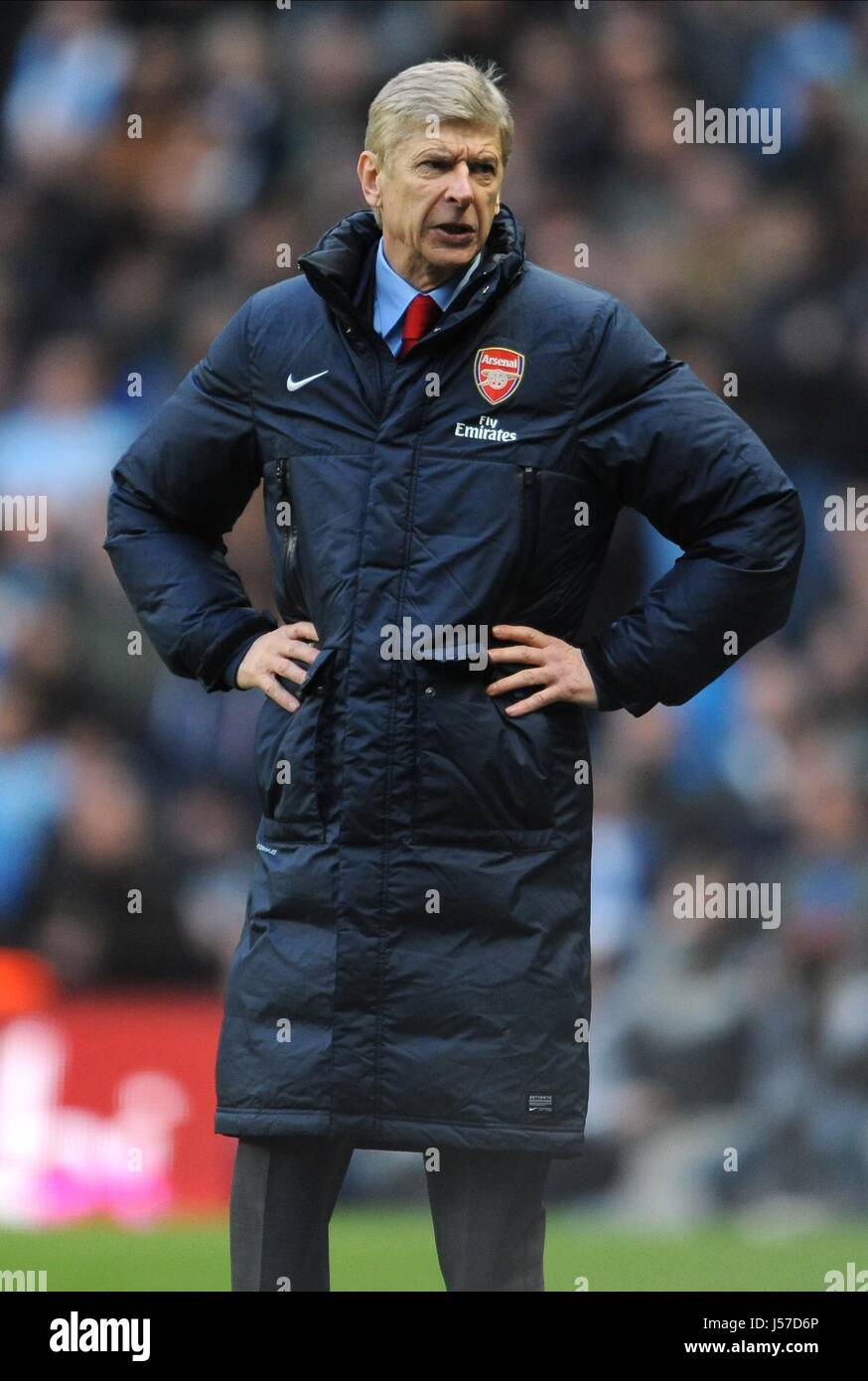 Arsene Wenger Arsenal Fc Manager Arsenal Fc Manager Etihad Stadium Stock Photo Alamy
