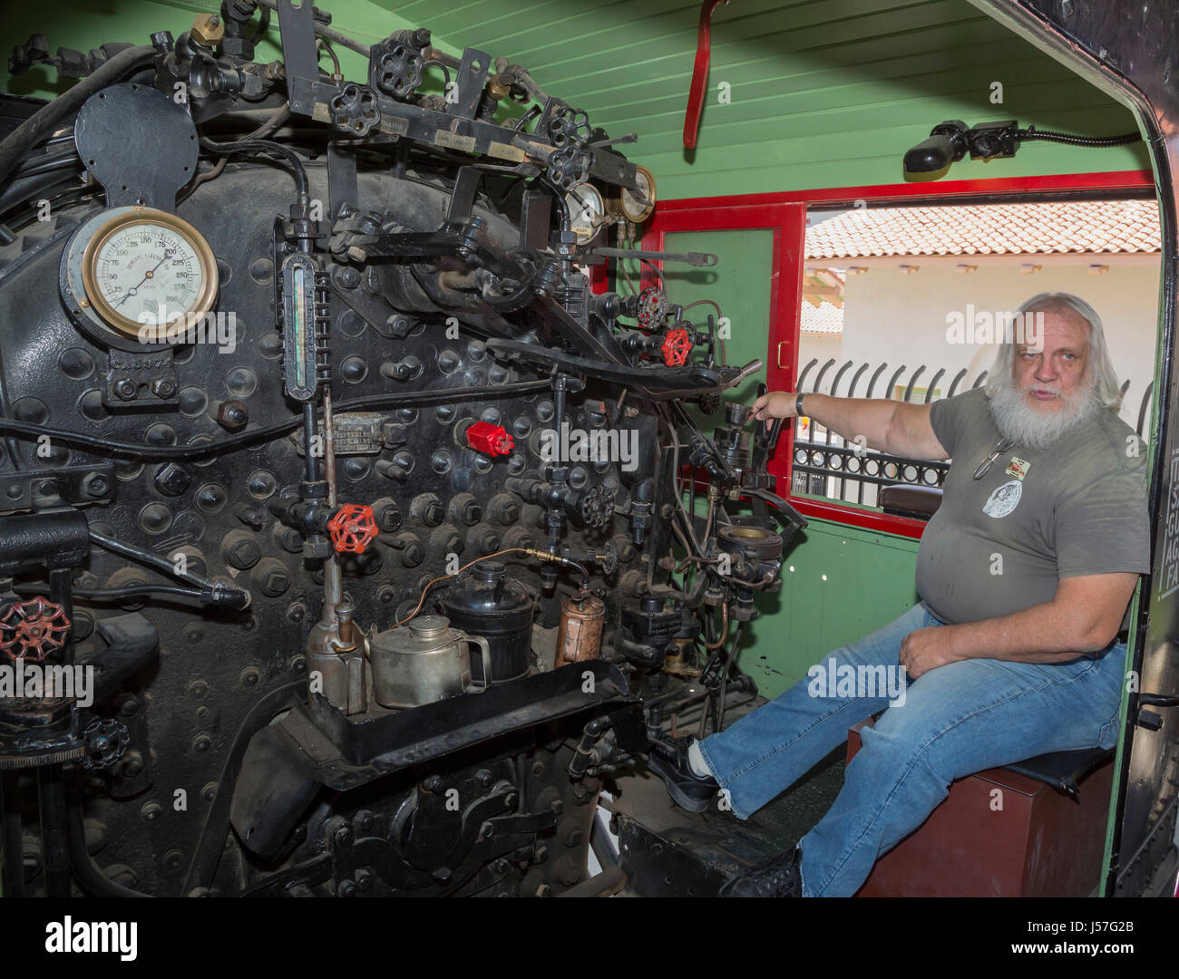 Tucson, Arizona - The cab of Southern Pacific Locomotive 1673, on display at the Southern Arizona Transportation Museum. The locomotive was built in 1 Stock Photo