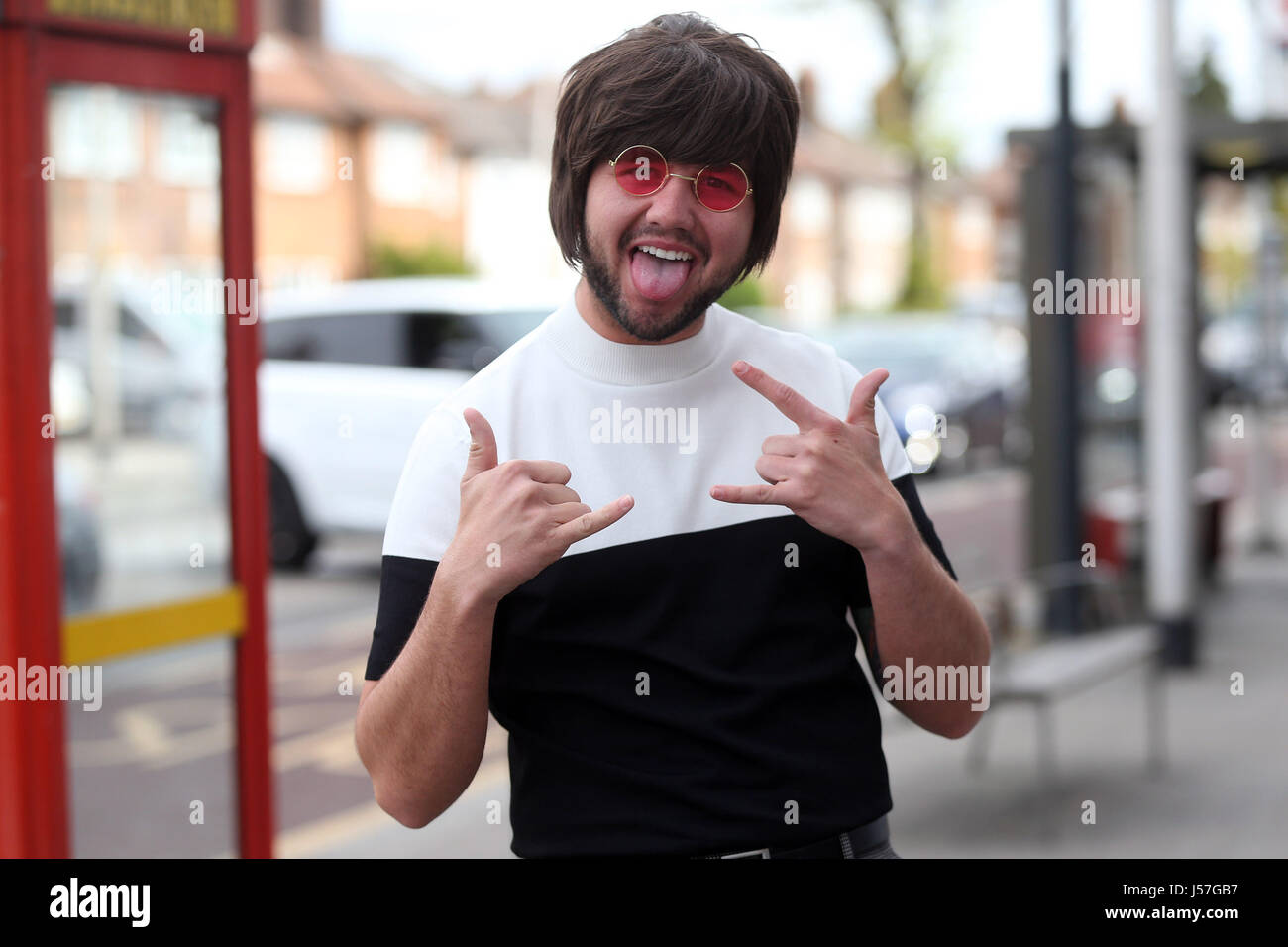 TOWIE filming scenes with a 60's style theme at Faces Nightclub Ilford ...