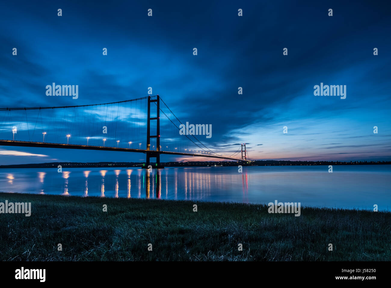 Humber Bridge at night Stock Photo