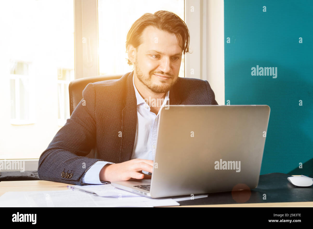 Loft office hi-res stock photography and images - Alamy